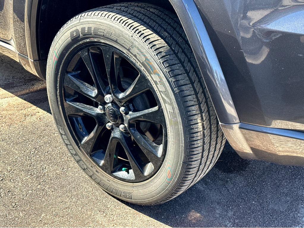 used 2020 Jeep Grand Cherokee car, priced at $27,626