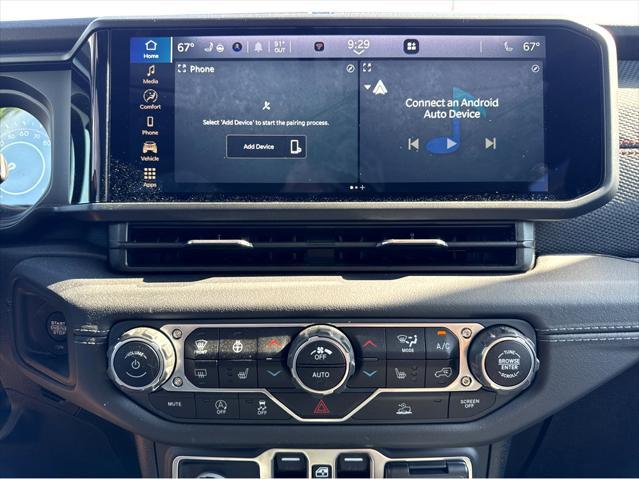 new 2025 Jeep Gladiator car, priced at $56,650