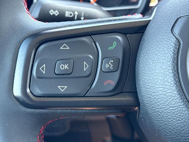 new 2025 Jeep Gladiator car, priced at $56,650