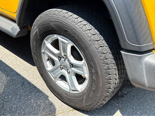 used 2019 Jeep Wrangler Unlimited car, priced at $27,500