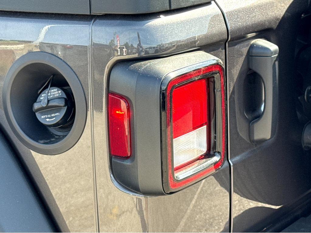 new 2026 Jeep Wrangler car, priced at $44,570