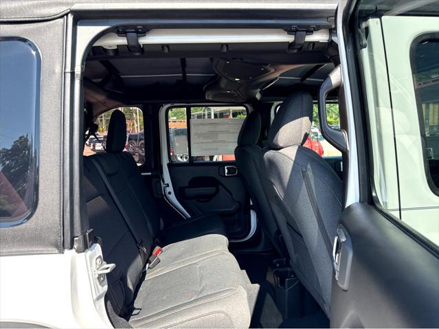 new 2025 Jeep Wrangler car, priced at $46,785