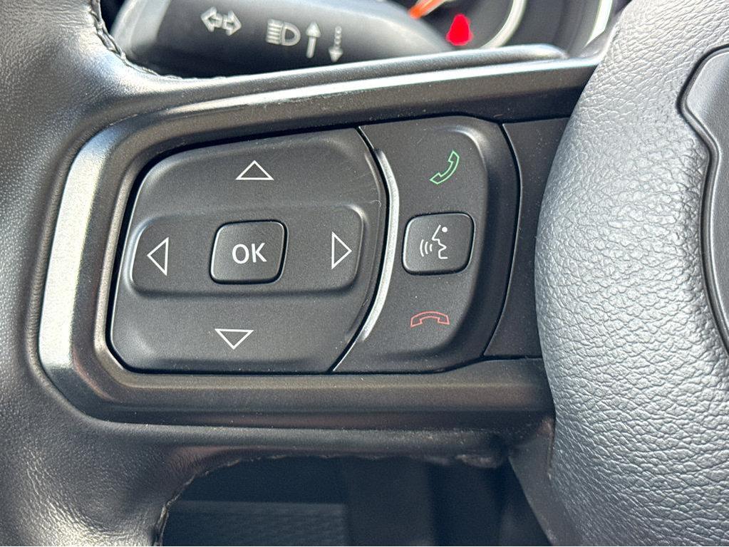 used 2022 Jeep Gladiator car, priced at $35,621