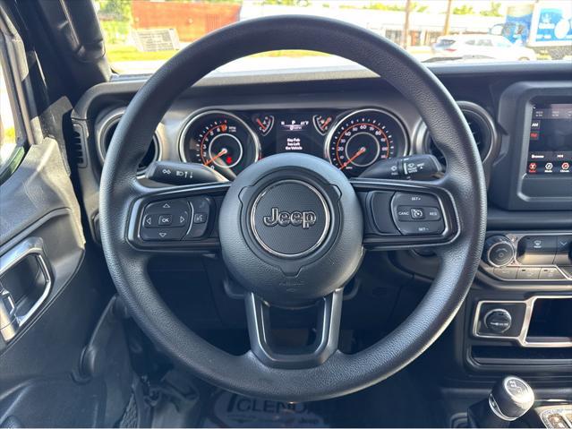 used 2022 Jeep Wrangler Unlimited car, priced at $31,851
