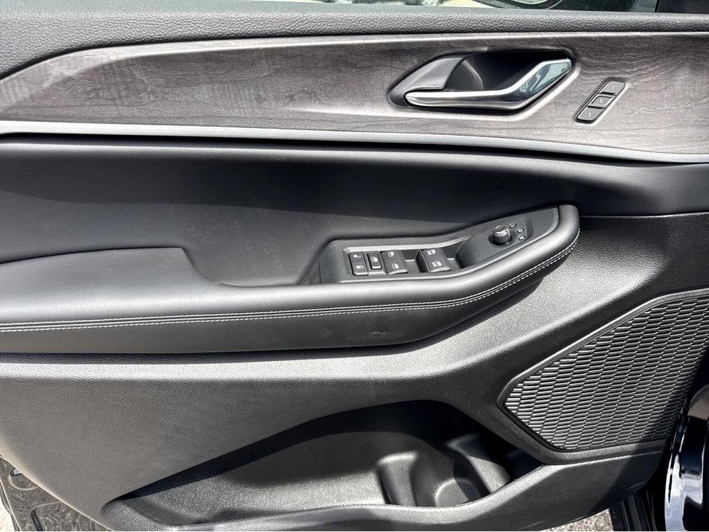 new 2025 Jeep Grand Cherokee L car, priced at $55,035