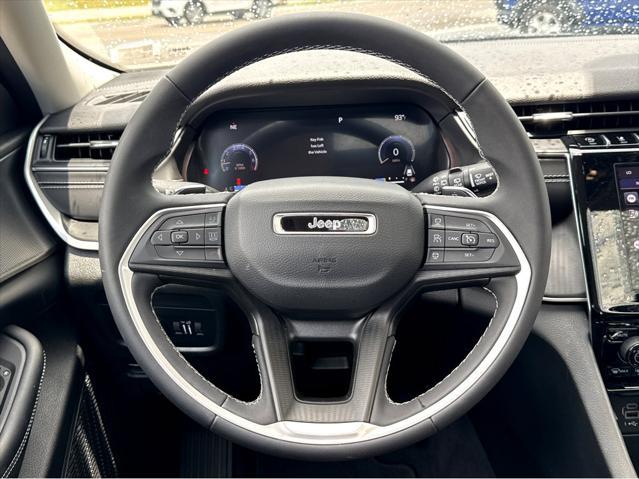 used 2023 Jeep Grand Cherokee car, priced at $32,890