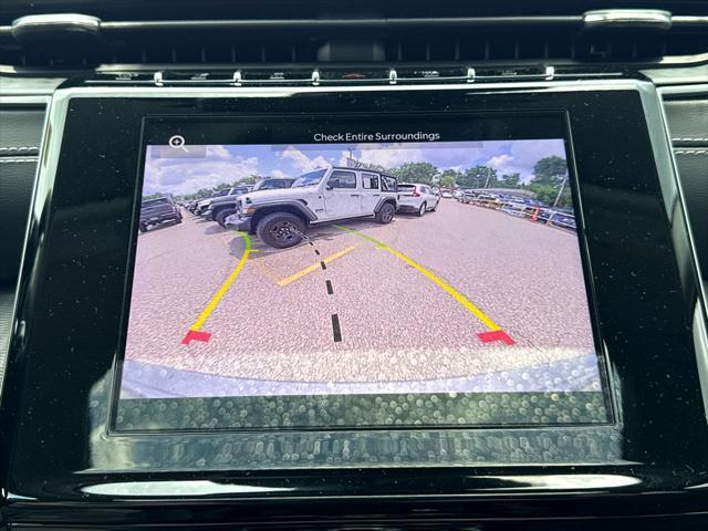 used 2023 Jeep Grand Cherokee car, priced at $32,890