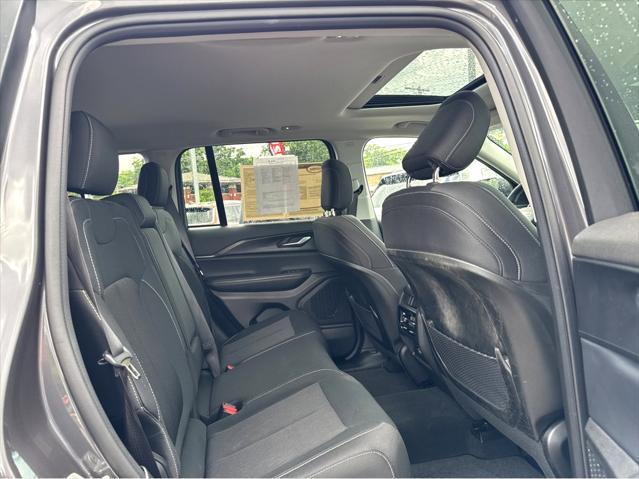 used 2023 Jeep Grand Cherokee car, priced at $32,890