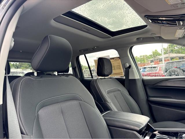 used 2023 Jeep Grand Cherokee car, priced at $32,890