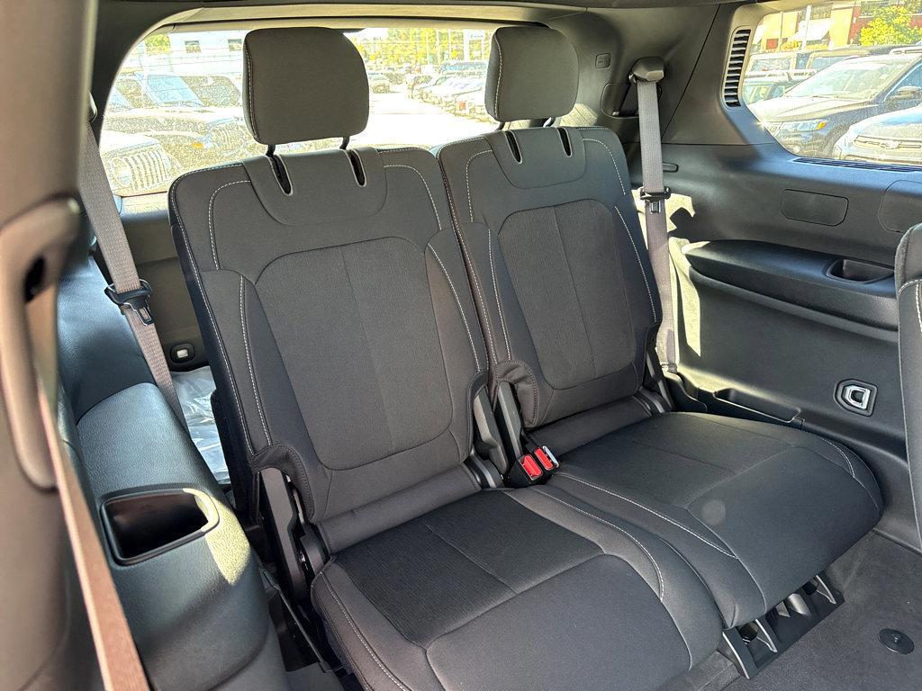 new 2025 Jeep Grand Cherokee L car, priced at $43,530