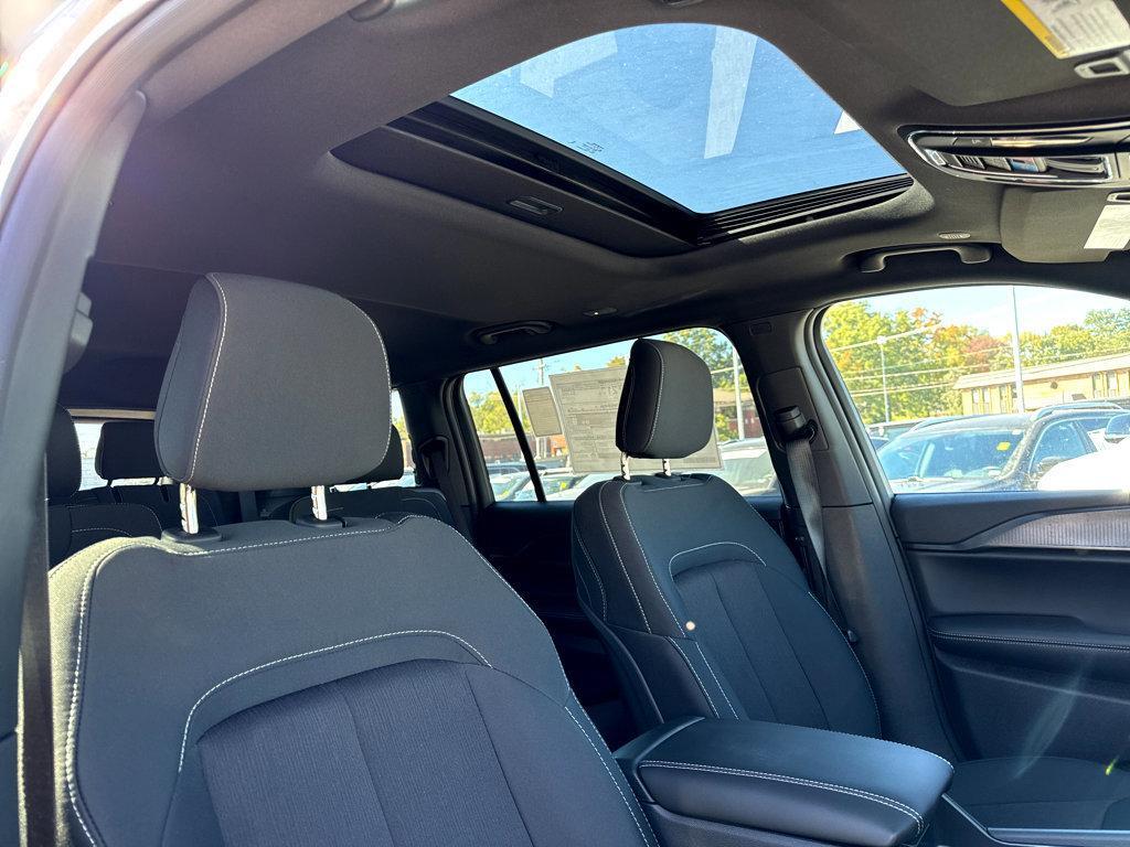 new 2025 Jeep Grand Cherokee L car, priced at $43,530