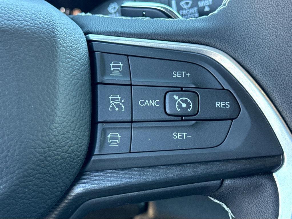 new 2025 Jeep Grand Cherokee L car, priced at $43,530