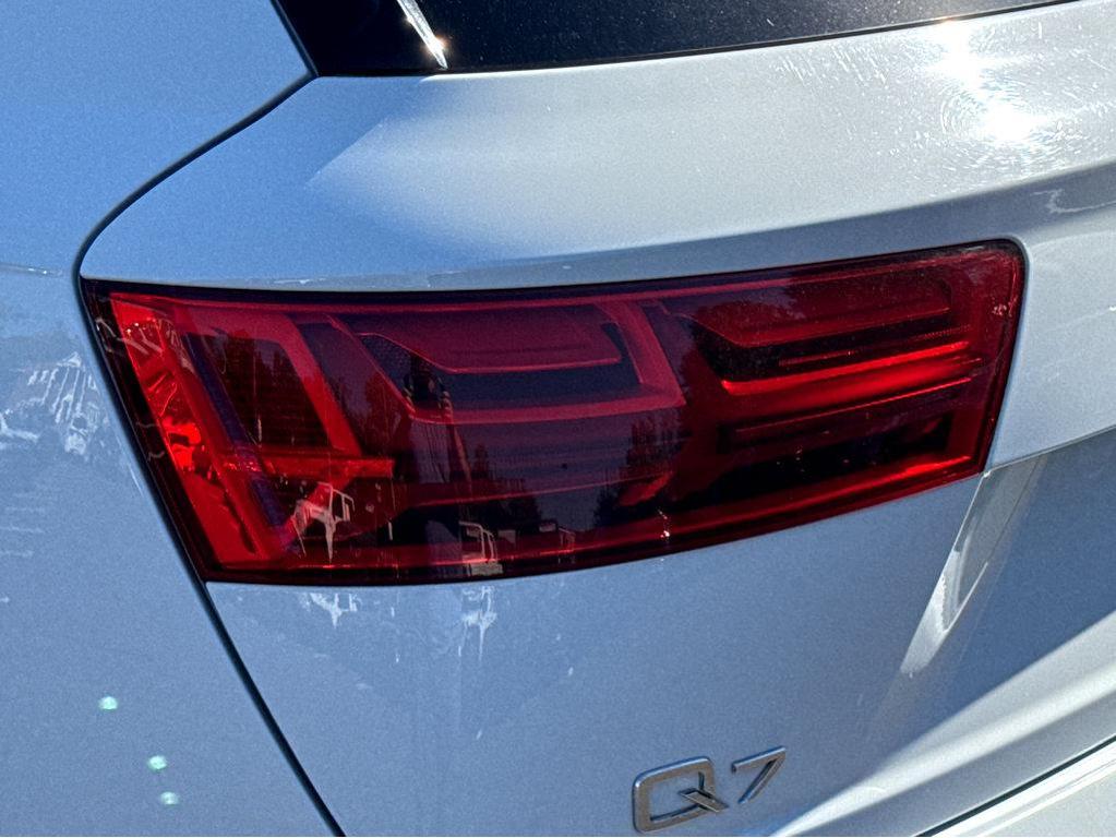 used 2017 Audi Q7 car, priced at $15,400