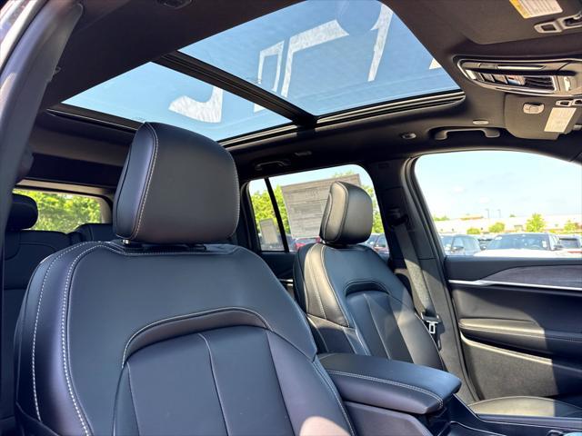 new 2025 Jeep Grand Cherokee car, priced at $50,010