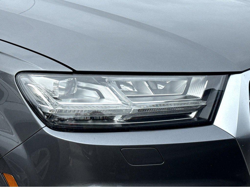 used 2019 Audi Q7 car, priced at $18,992