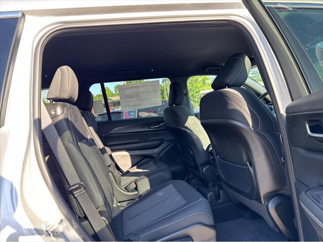 new 2025 Jeep Grand Cherokee L car, priced at $43,425