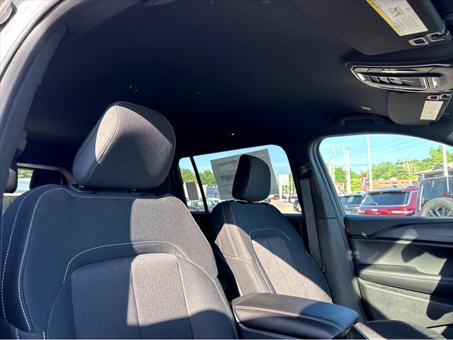 new 2025 Jeep Grand Cherokee L car, priced at $43,425