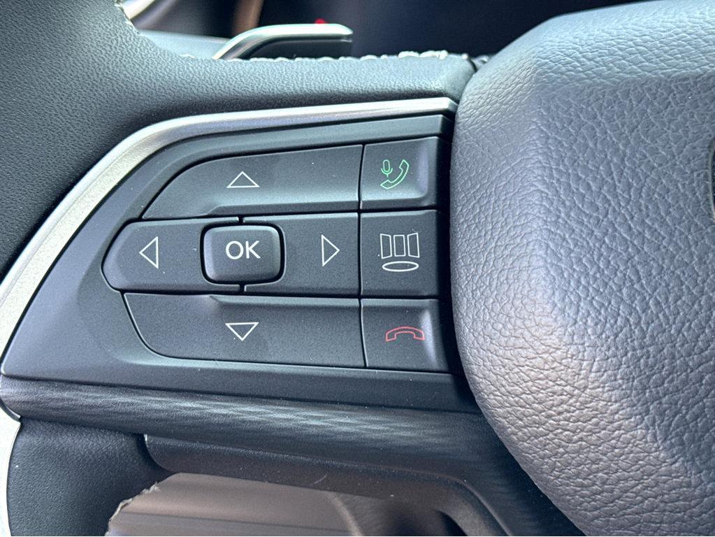 used 2023 Jeep Grand Cherokee car, priced at $29,993
