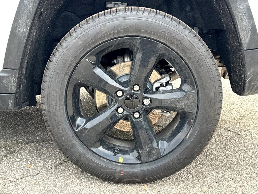 new 2025 Jeep Grand Cherokee car, priced at $55,065