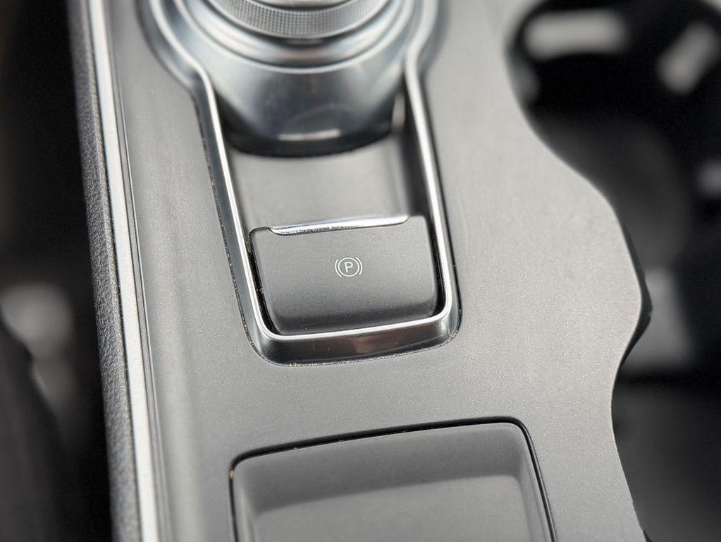 used 2022 Ford Edge car, priced at $22,393