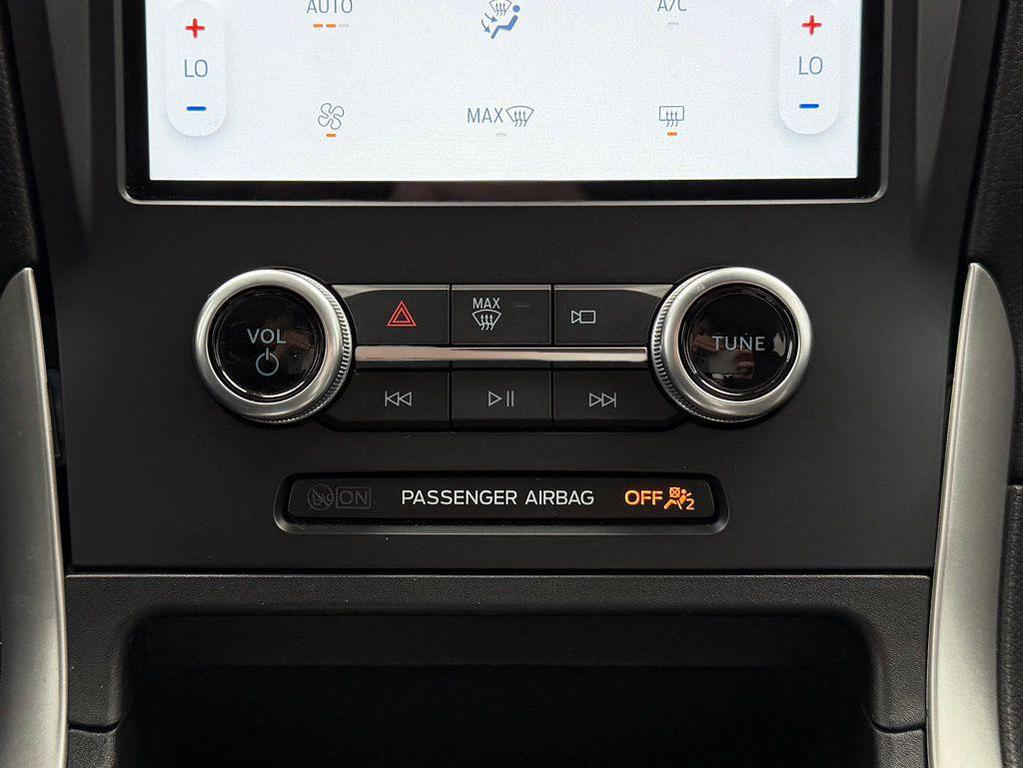 used 2022 Ford Edge car, priced at $22,393