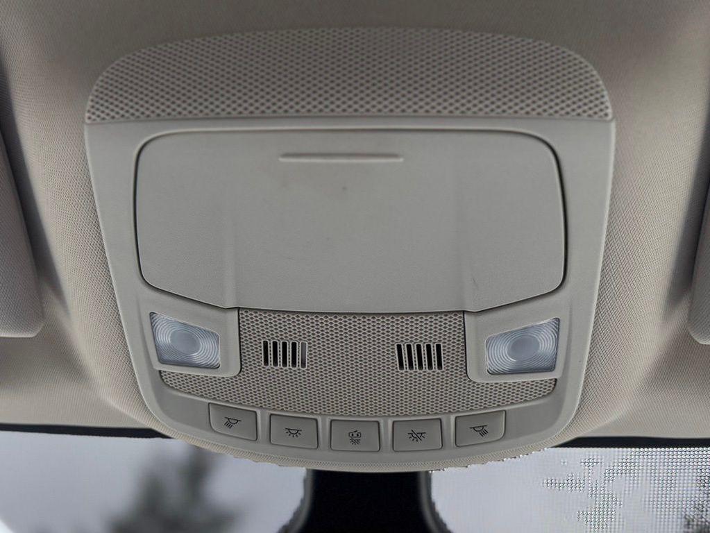 used 2022 Ford Edge car, priced at $22,393