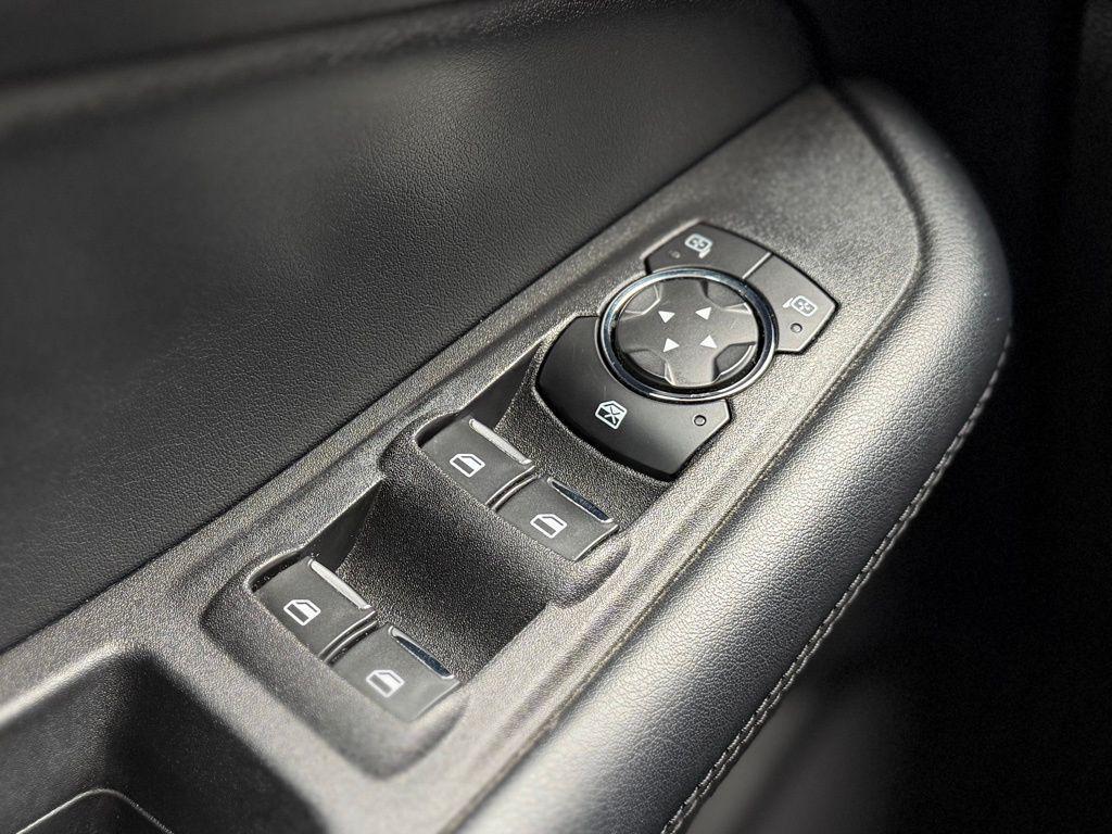 used 2022 Ford Edge car, priced at $22,393