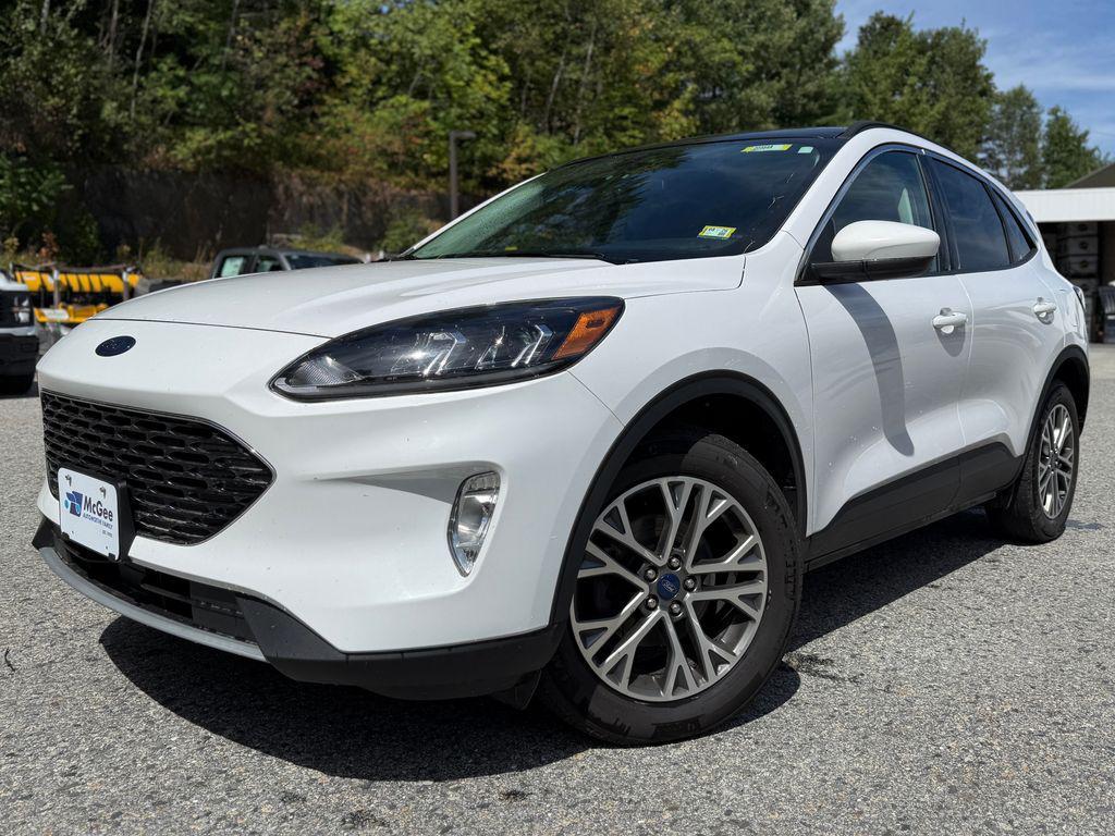 used 2022 Ford Escape car, priced at $23,999