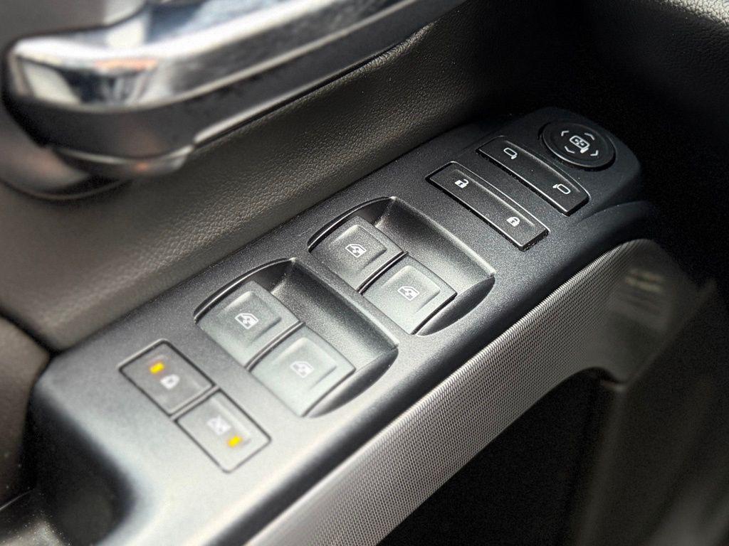 used 2018 Chevrolet Silverado 1500 car, priced at $29,999