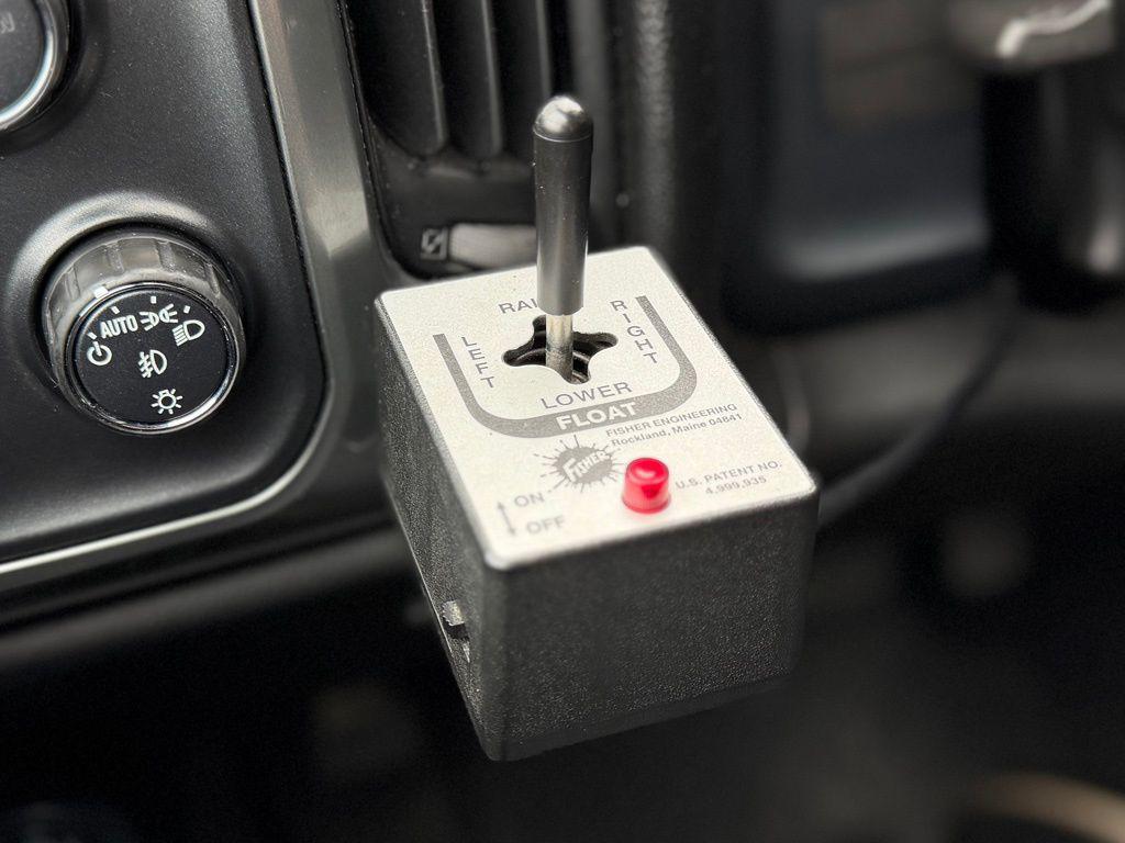 used 2018 Chevrolet Silverado 1500 car, priced at $29,999