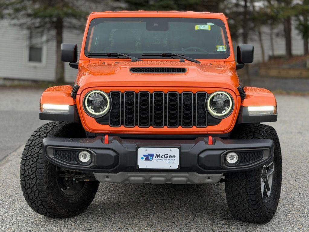 used 2025 Jeep Gladiator car, priced at $51,437