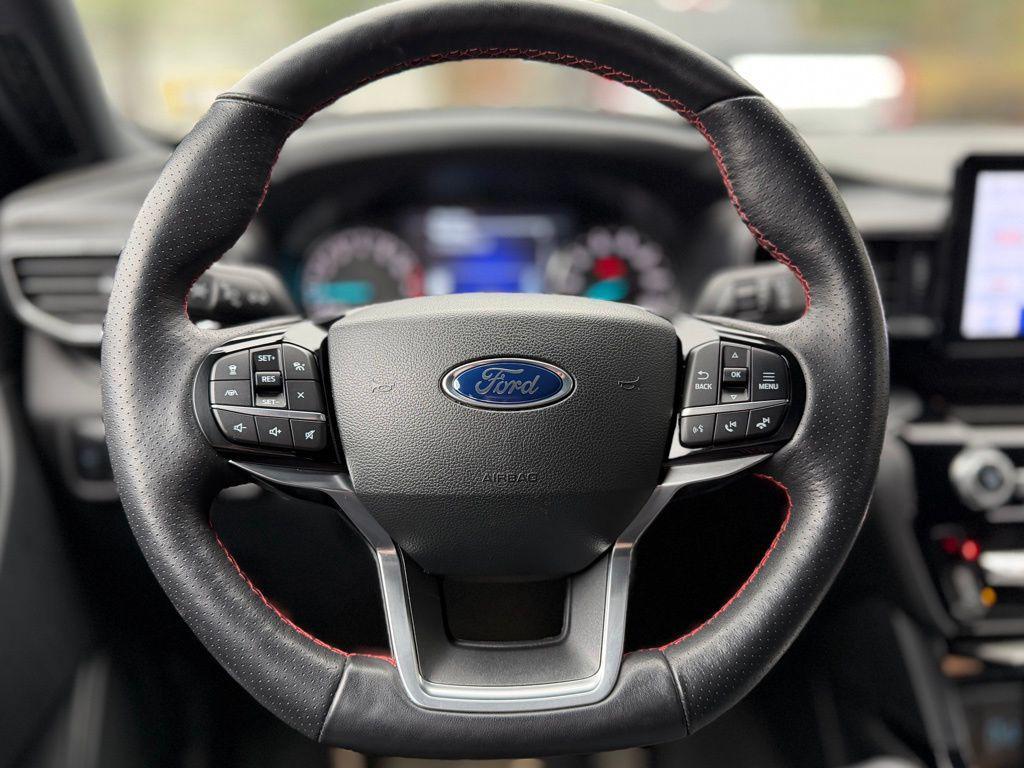 used 2023 Ford Explorer car, priced at $40,783