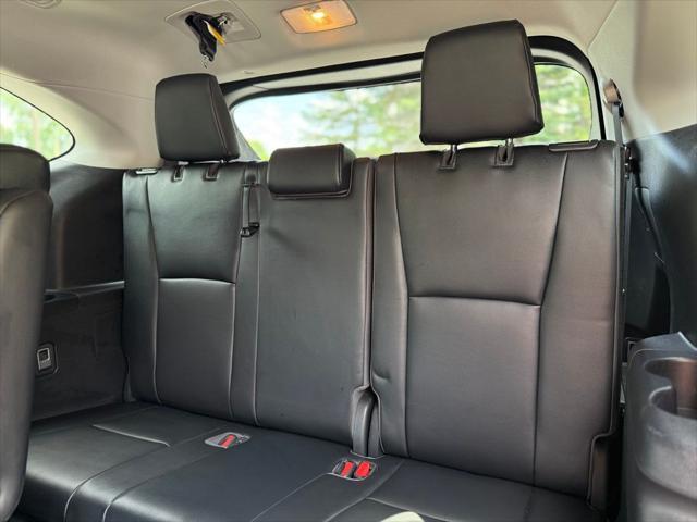 used 2021 Toyota Highlander car, priced at $33,449