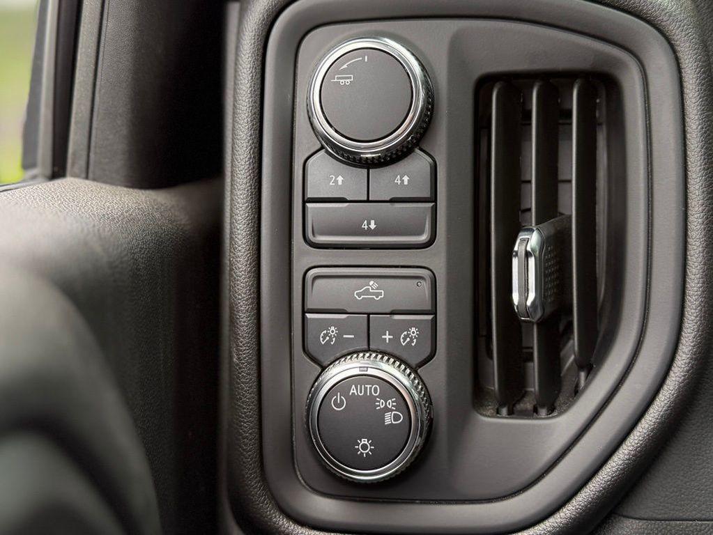 used 2024 GMC Sierra 2500 car, priced at $47,998
