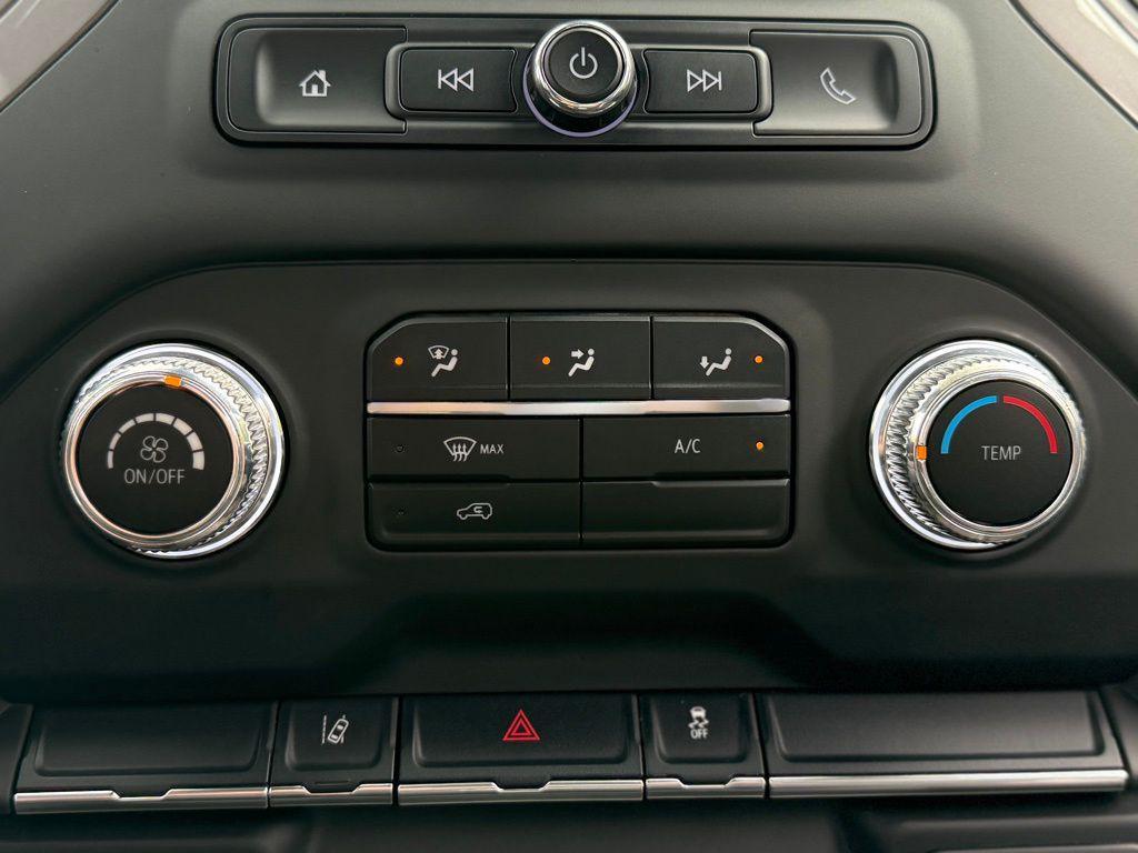 used 2024 GMC Sierra 2500 car, priced at $47,998