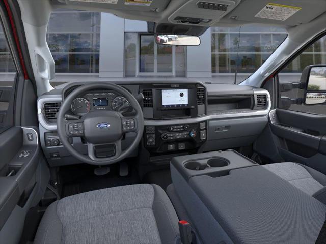new 2025 Ford F-350 car