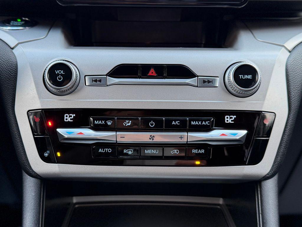 used 2021 Ford Explorer car, priced at $25,487