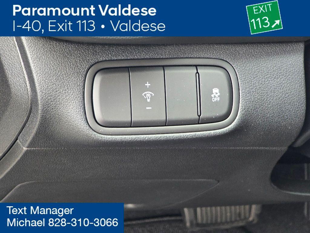 new 2025 Hyundai Venue car, priced at $22,070