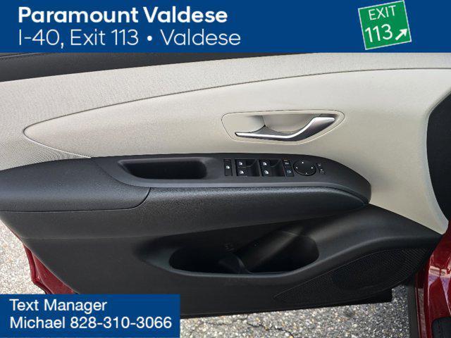 new 2025 Hyundai TUCSON Hybrid car, priced at $36,330