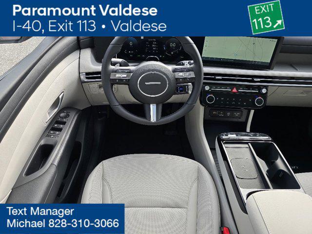 new 2025 Hyundai TUCSON Hybrid car, priced at $36,330