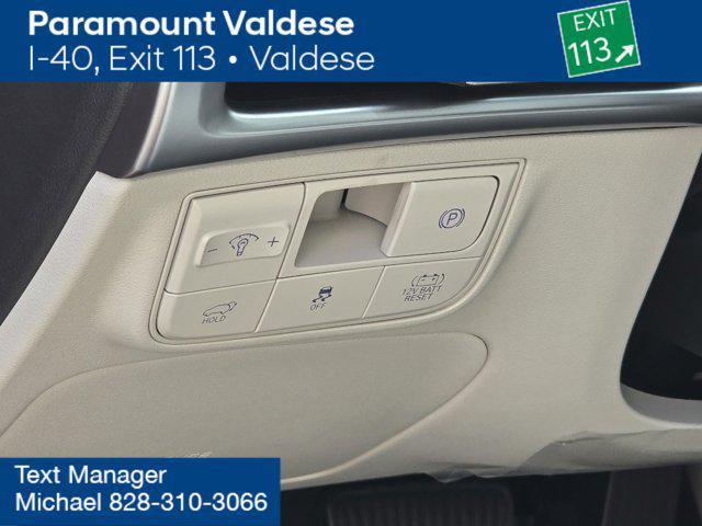 new 2025 Hyundai TUCSON Hybrid car, priced at $36,330