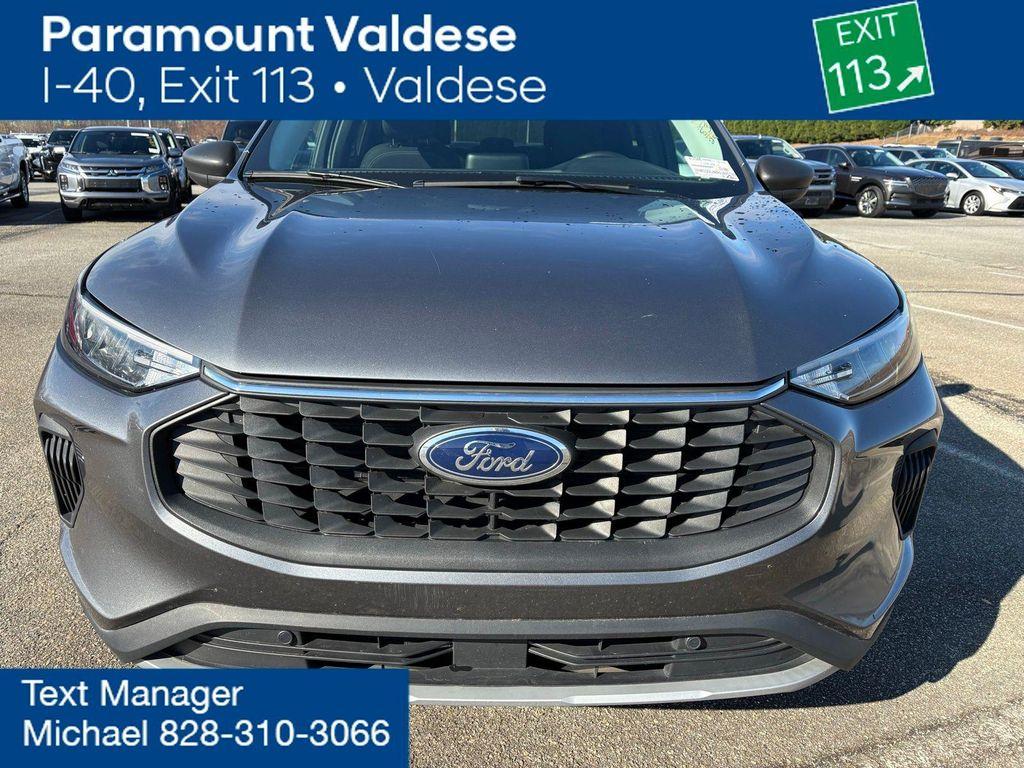 used 2024 Ford Escape car, priced at $19,000