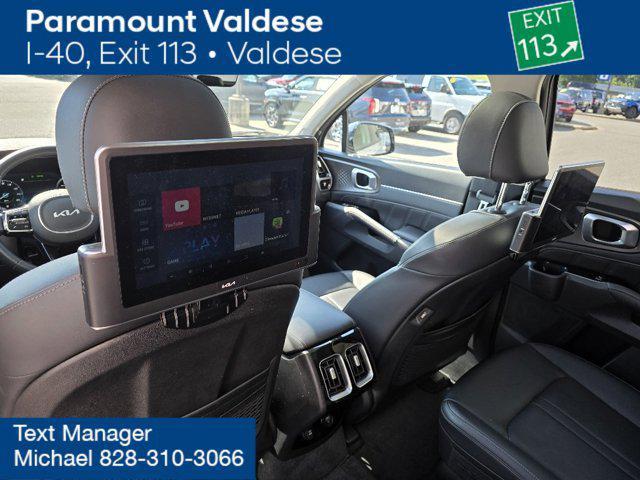 used 2023 Kia Sorento car, priced at $30,570
