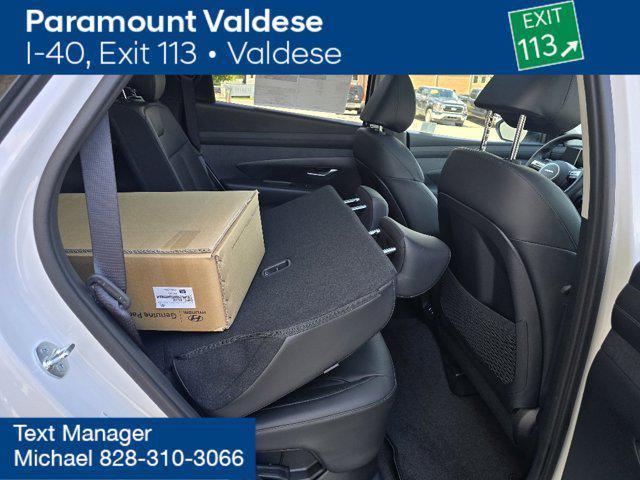 new 2025 Hyundai TUCSON Hybrid car, priced at $39,204