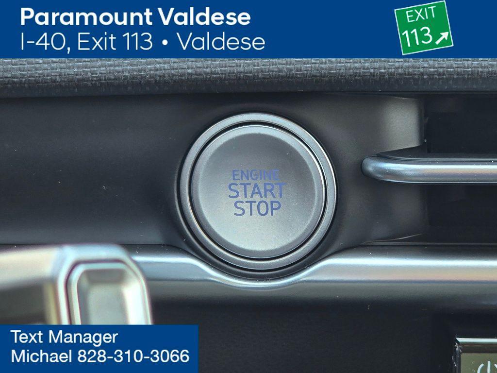 new 2025 Hyundai TUCSON Hybrid car, priced at $35,954