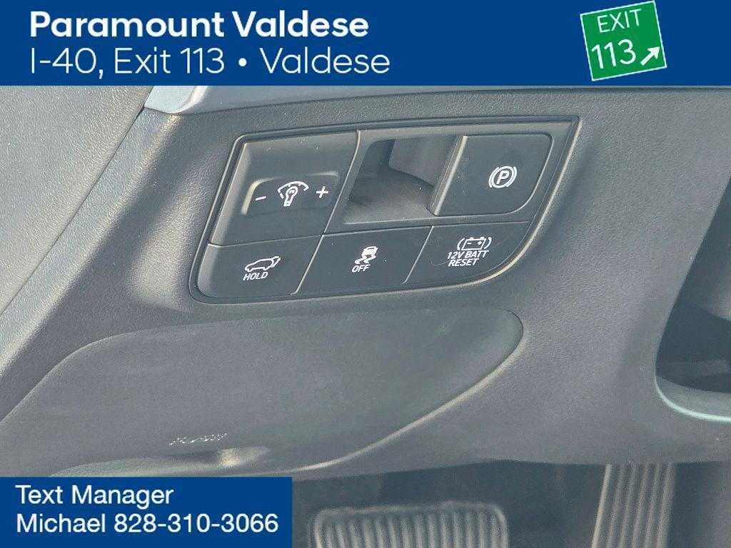 new 2025 Hyundai TUCSON Hybrid car, priced at $35,954