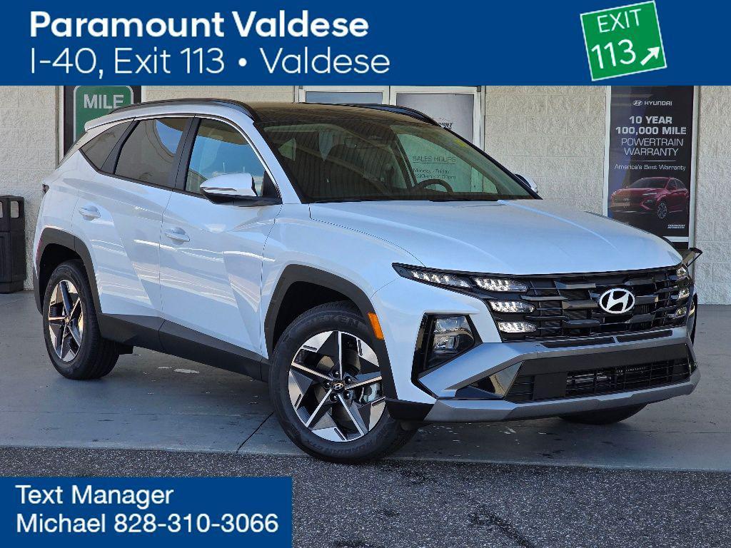 new 2025 Hyundai TUCSON Hybrid car, priced at $35,954