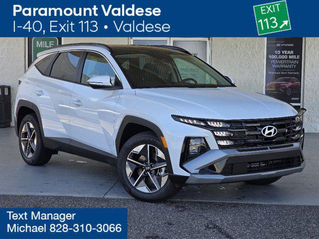 new 2025 Hyundai TUCSON Hybrid car, priced at $39,204
