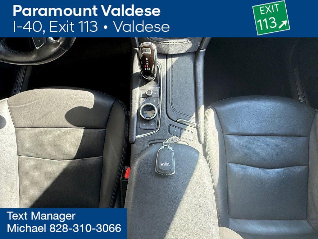 used 2021 Cadillac XT5 car, priced at $24,590