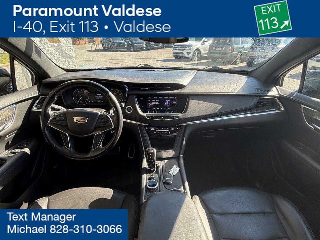 used 2021 Cadillac XT5 car, priced at $24,590